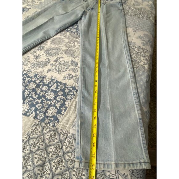 Wrangler Men’s Vintage Straight Leg Jeans 32x34 Light Blue - Picture 9 of 15